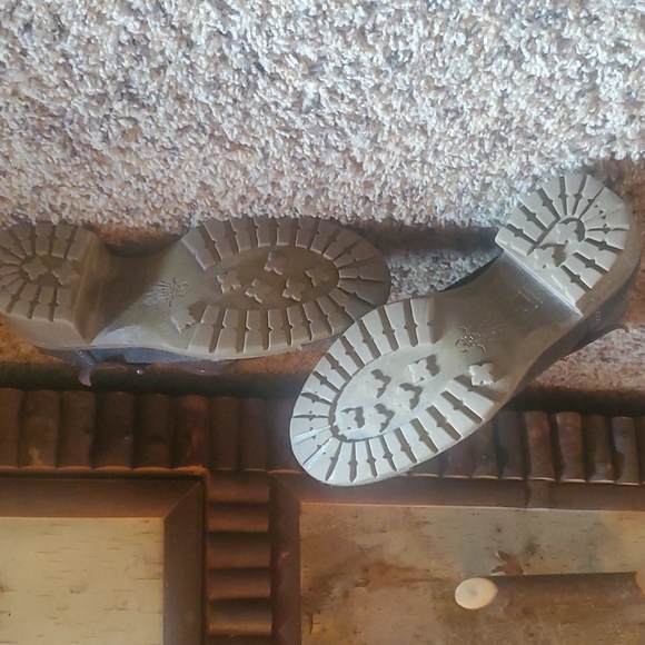 Fly London bootie sz 8 - Picture 2 of 4